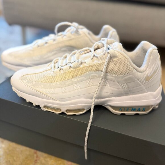Nike Air Max 95 White Sneakers, Size UK 8,US 8.5, EU 42 - Picture 3 of 3